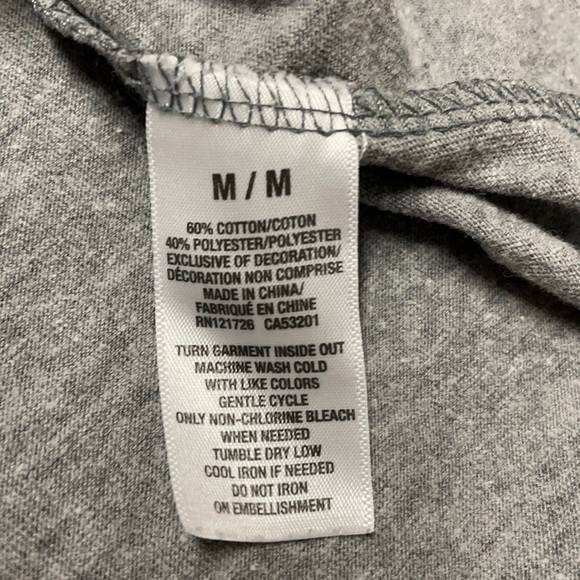 4/$24🦩  Aero Tee - Picture 6 of 6